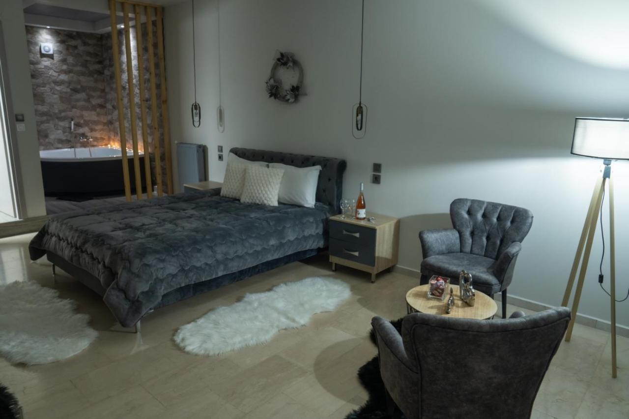Guesthouse Aelia Káto Loutrákion Eksteriør billede
